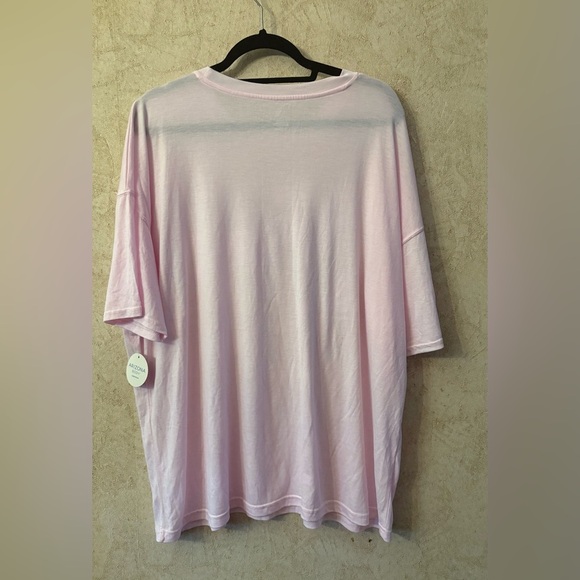 Arizona Body Graphic Pink Sleep Shirt (Pit to pit 27”
Length 29”) - Picture 2 of 4